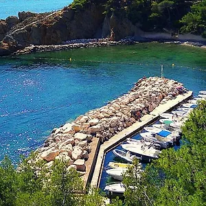  Appartement Calanque De Figuières, à 100 M, Paddle, Canoë, Parking, Wifi,