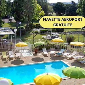 Hotel Ibis Styles Marseille Aéroport, Vitrolles (Bouches-du-Rhone)
